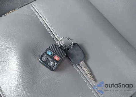 2004 Ford Explorer Nbx/Xlt z USA, uszkodzony, nr VIN 1FMZU73K14UB12009